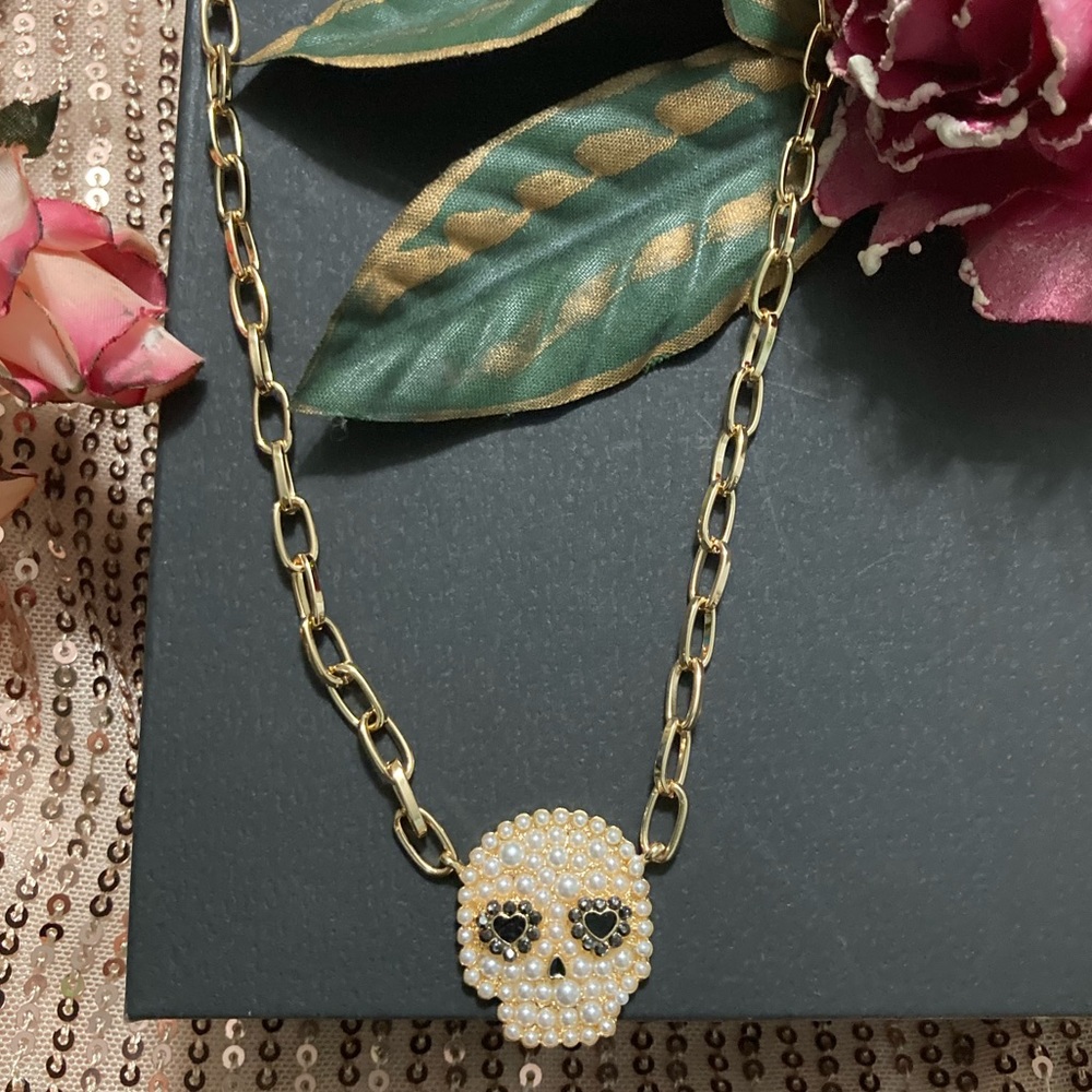 NWT BAUBLEBAR PEARL SKULL VERTEX NECKLACE